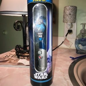 “Fire Fly” Star Wars light sabor toothbrush